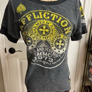 AFFLICTION retro style shirt-size M